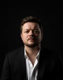 Portrait of Elias Ganichev, General Manager at 17VLT